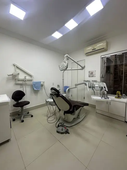 Sala Comercial à venda, 800m2 em Araés, Cuiaba - MT - imagem 9 Foto 9 de Sala Comercial à venda, 800m2 em Araés, Cuiaba - MT