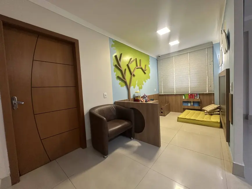 Sala Comercial à venda, 800m2 em Araés, Cuiaba - MT - imagem 2 Foto 2 de Sala Comercial à venda, 800m2 em Araés, Cuiaba - MT