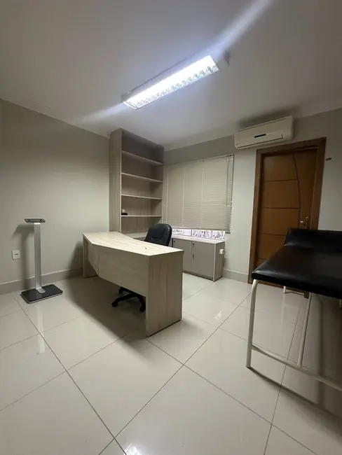 Sala Comercial à venda, 800m2 em Araés, Cuiaba - MT - imagem 8 Foto 8 de Sala Comercial à venda, 800m2 em Araés, Cuiaba - MT