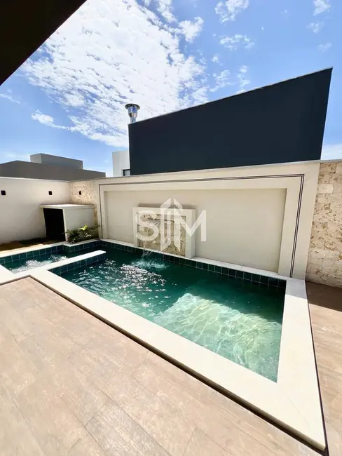 Foto 3 de Casa à venda, 307m2 em Ribeirão do Lipa, Cuiaba - MT