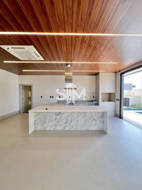 Foto 6 de Casa à venda, 307m2 em Ribeirão do Lipa, Cuiaba - MT