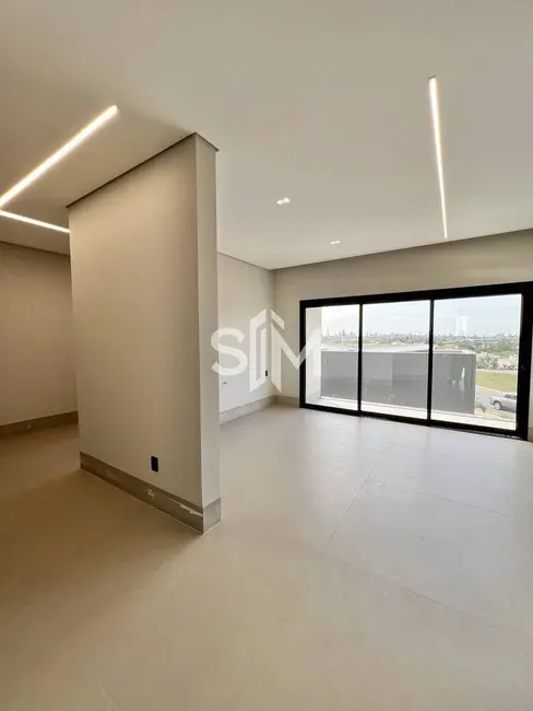 Foto 13 de Casa à venda, 307m2 em Ribeirão do Lipa, Cuiaba - MT