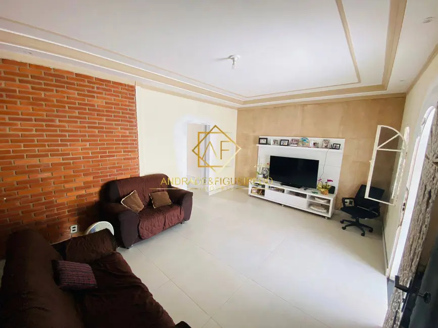 Casa com 3 quartos à venda, 250m2 em Jardim São Gonçalo, Campinas - SP - imagem 3 Foto 3 de Casa com 3 quartos à venda, 250m2 em Jardim São Gonçalo, Campinas - SP