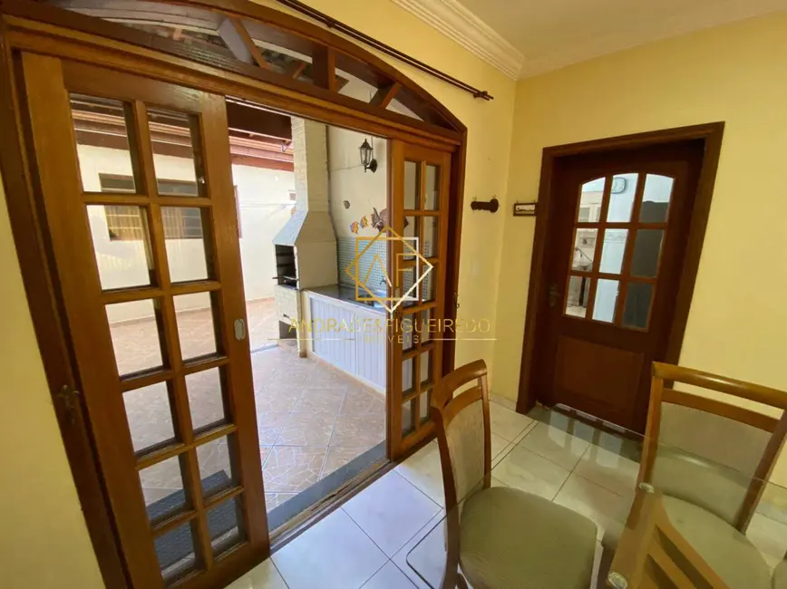 Foto 8 de Casa com 4 quartos à venda, 250m2 em Residencial Burato, Campinas - SP