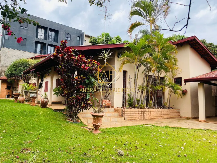 Casa com 3 quartos à venda, 600m2 em Parque das Universidades, Campinas - SP - imagem 1 Foto 1 de Casa com 3 quartos à venda, 600m2 em Parque das Universidades, Campinas - SP