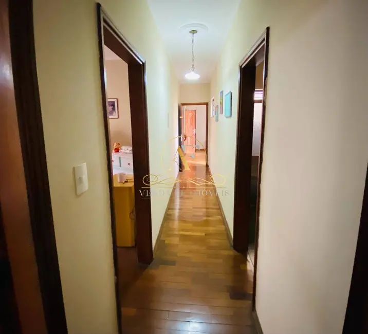 Casa com 4 quartos à venda, 369m2 em Vila Anhangüera, Campinas - SP - imagem 8 Foto 8 de Casa com 4 quartos à venda, 369m2 em Vila Anhangüera, Campinas - SP