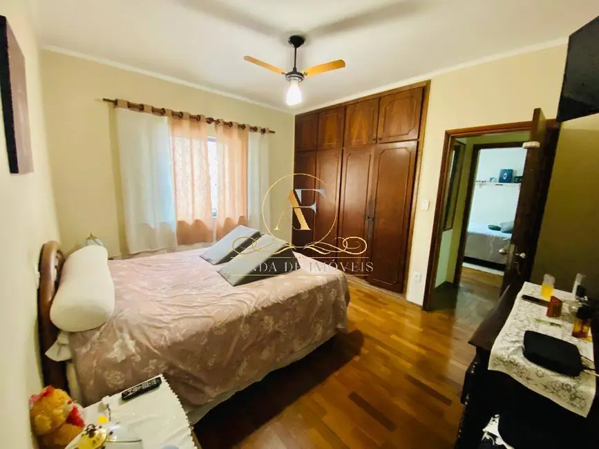 Casa com 4 quartos à venda, 369m2 em Vila Anhangüera, Campinas - SP - imagem 9 Foto 9 de Casa com 4 quartos à venda, 369m2 em Vila Anhangüera, Campinas - SP