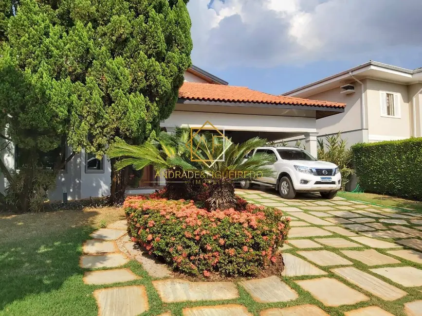 Casa de Condomínio com 5 quartos à venda, 711m2 em Loteamento Residencial Barão do Café, Campinas - SP - imagem 2 Foto 2 de Casa de Condomínio com 5 quartos à venda, 711m2 em Loteamento Residencial Barão do Café, Campinas - SP