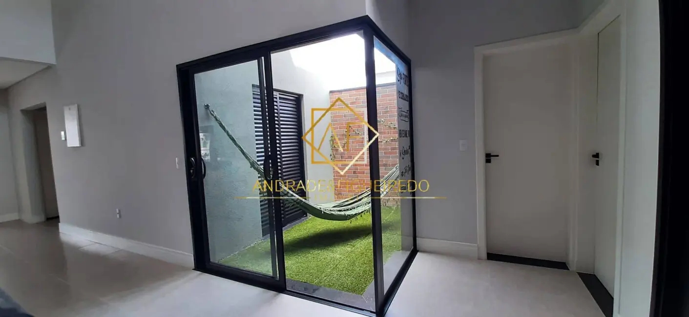 Casa de Condomínio com 3 quartos à venda, 200m2 em São Bento, Paulinia - SP - imagem 5 Foto 5 de Casa de Condomínio com 3 quartos à venda, 200m2 em São Bento, Paulinia - SP