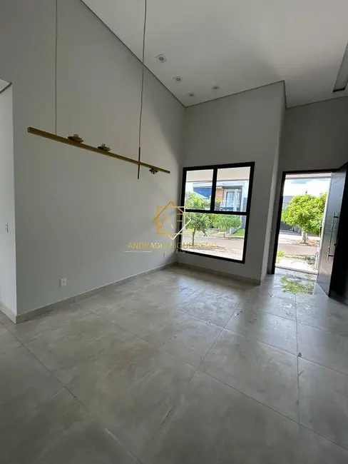 Casa de Condomínio com 3 quartos à venda, 200m2 em Vila Monte Alegre, Paulinia - SP - imagem 5 Foto 5 de Casa de Condomínio com 3 quartos à venda, 200m2 em Vila Monte Alegre, Paulinia - SP