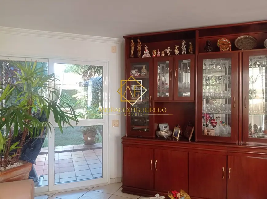 Casa com 4 quartos à venda, 600m2 em Loteamento Residencial Barão do Café, Campinas - SP - imagem 7 Foto 7 de Casa com 4 quartos à venda, 600m2 em Loteamento Residencial Barão do Café, Campinas - SP