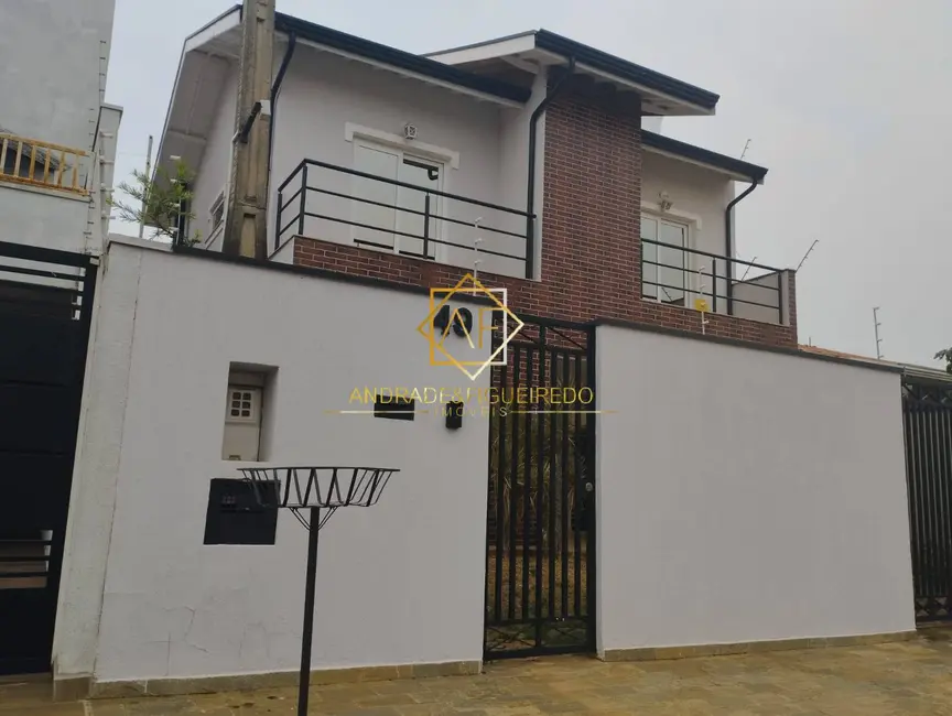 Casa com 3 quartos à venda, 200m2 em Residencial Terras do Barão, Campinas - SP - imagem 1 Foto 1 de Casa com 3 quartos à venda, 200m2 em Residencial Terras do Barão, Campinas - SP
