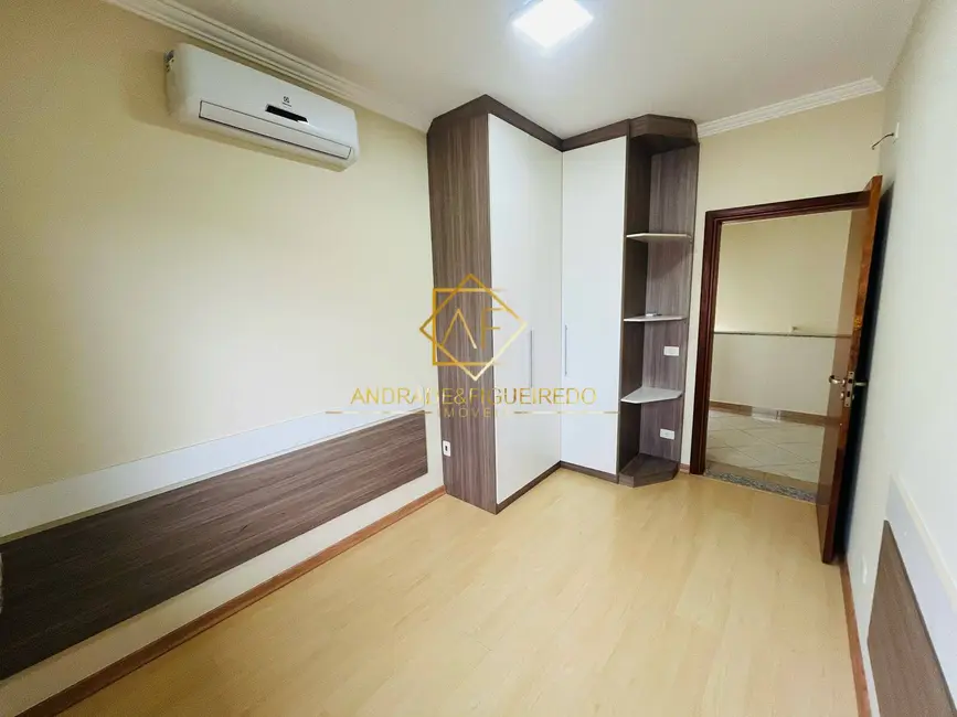 Foto 24 de Casa de Condomínio com 3 quartos à venda e para alugar, 300m2 em Betel, Paulinia - SP