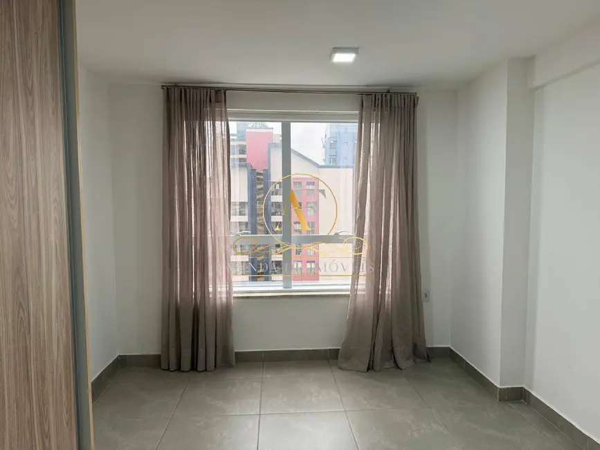Foto 8 de Apartamento com 2 quartos à venda, 96m2 em Vila Itapura, Campinas - SP