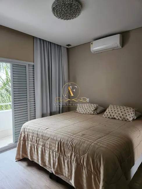 Casa de Condomínio com 3 quartos à venda, 200m2 em Morumbi, Paulinia - SP - imagem 4 Foto 4 de Casa de Condomínio com 3 quartos à venda, 200m2 em Morumbi, Paulinia - SP