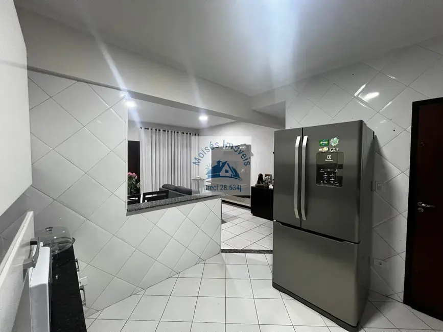 Foto 9 de Casa de Condomínio com 3 quartos à venda, 134m2 em Sao Jose Dos Campos - SP