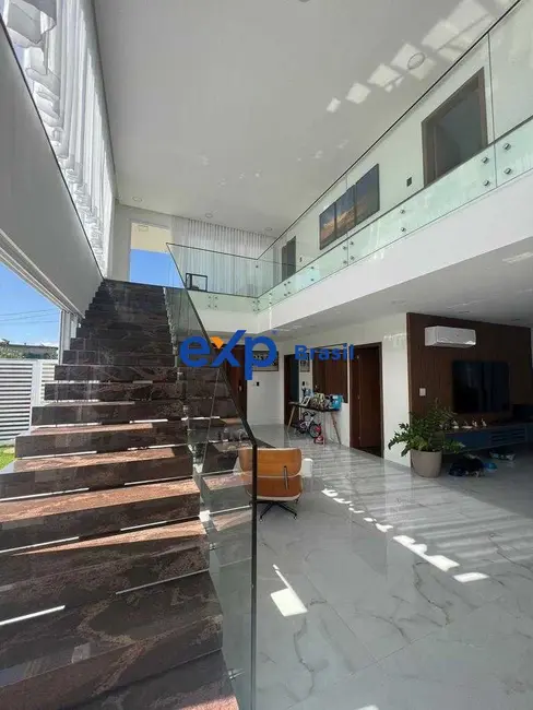 Casa com 4 quartos à venda, 498m2 em Camacari - BA - imagem 2 Foto 2 de Casa com 4 quartos à venda, 498m2 em Camacari - BA