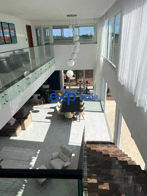 Casa com 4 quartos à venda, 498m2 em Camacari - BA - imagem 1 Foto 1 de Casa com 4 quartos à venda, 498m2 em Camacari - BA