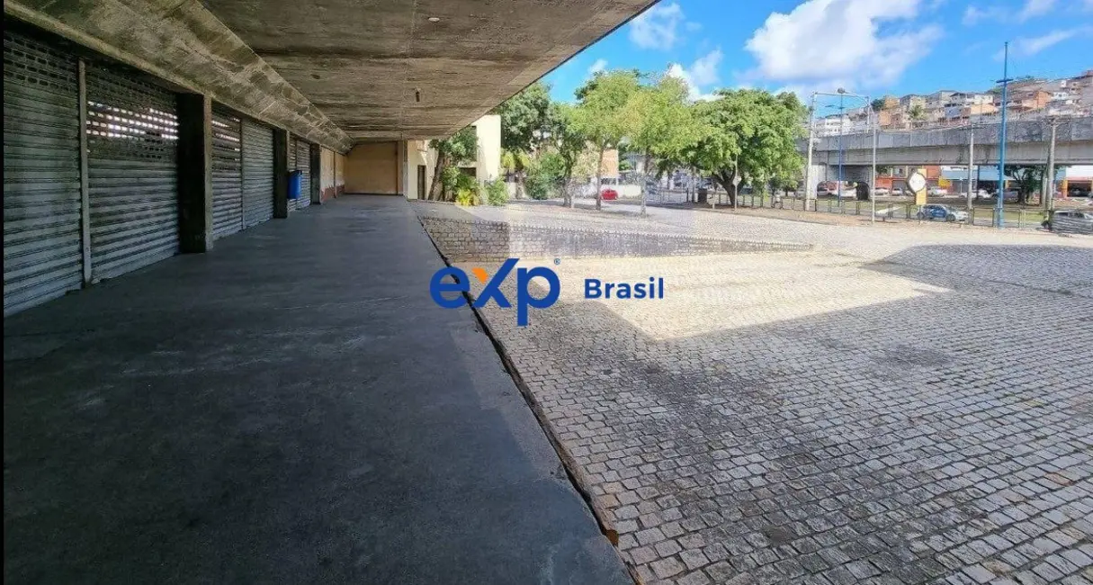 Foto 1 de Sala Comercial à venda e para alugar, 5400m2 em Brotas, Salvador - BA