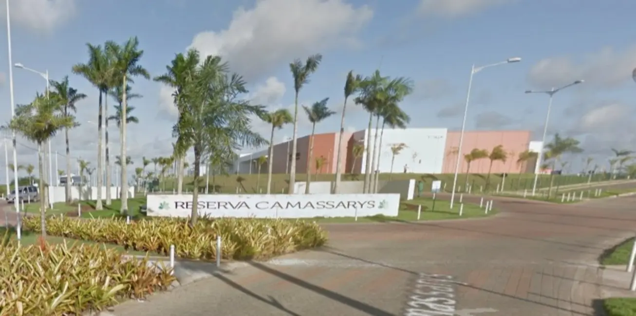 Foto 1 de Terreno / Lote à venda, 9732m2 em Camacari - BA