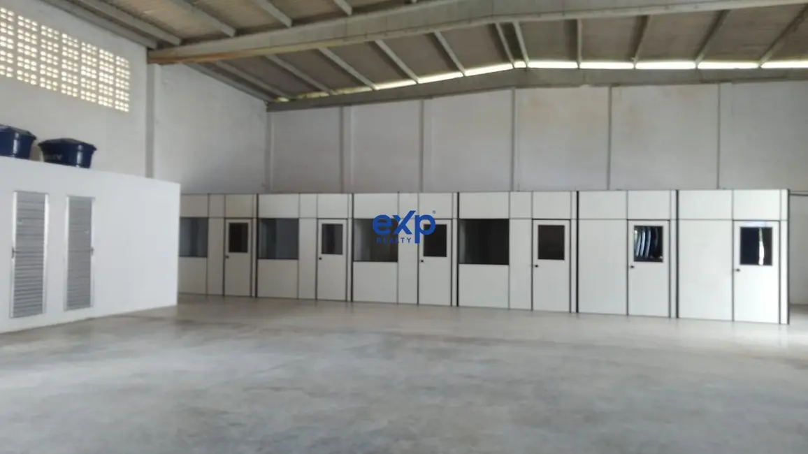 Armazém / Galpão à venda e para alugar, 4100m2 em Camacari - BA - imagem 2 Foto 2 de Armazém / Galpão à venda e para alugar, 4100m2 em Camacari - BA