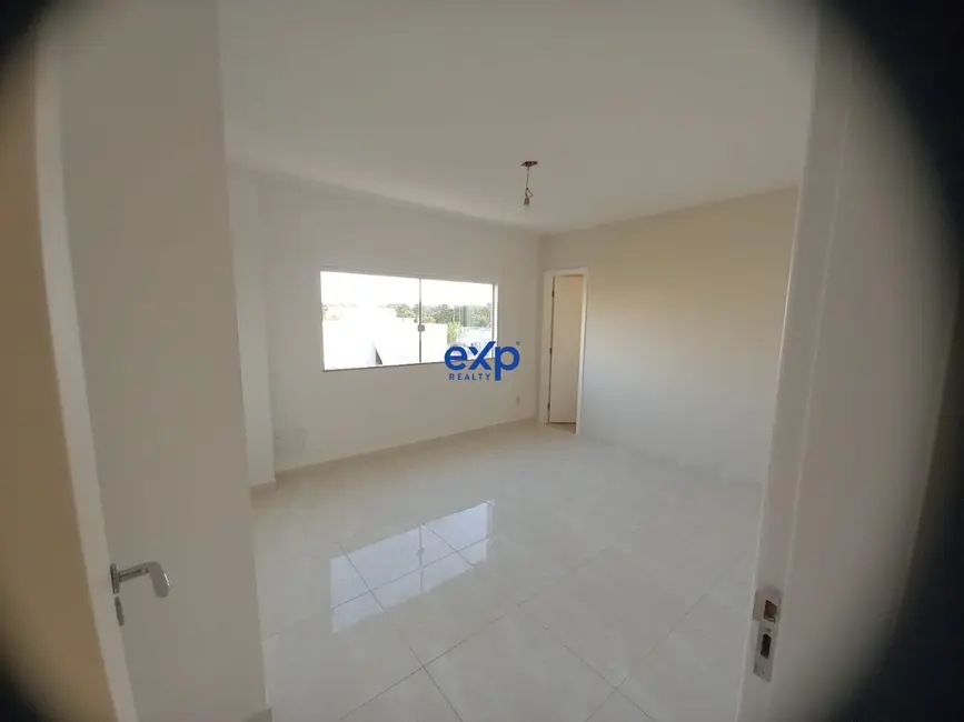 Casa com 4 quartos à venda, 195m2 em Camacari - BA - imagem 4 Foto 4 de Casa com 4 quartos à venda, 195m2 em Camacari - BA