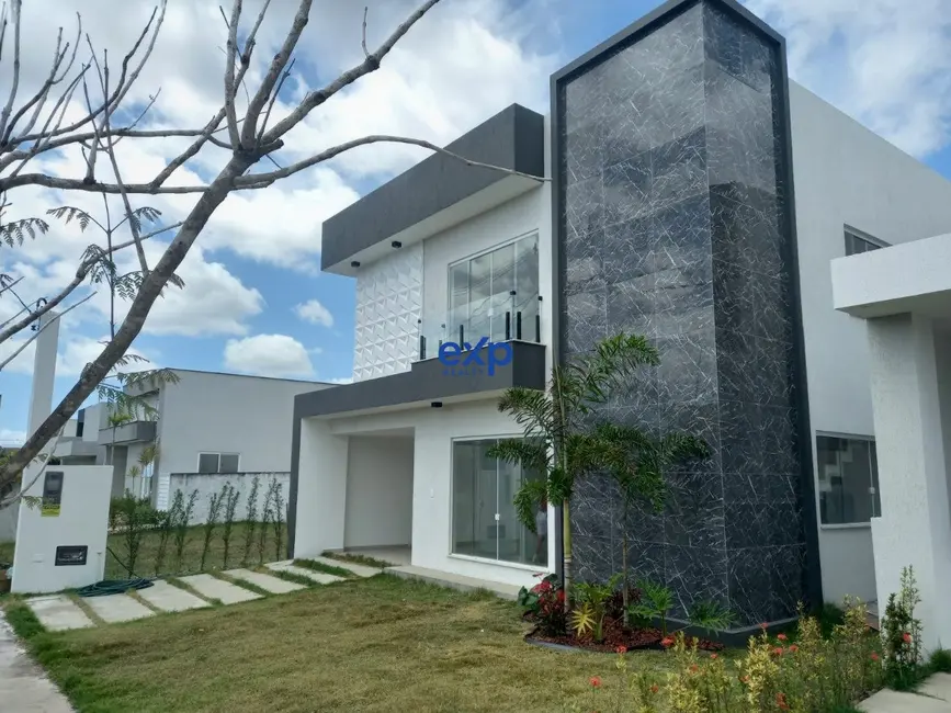 Foto 1 de Casa com 4 quartos à venda, 195m2 em Camacari - BA