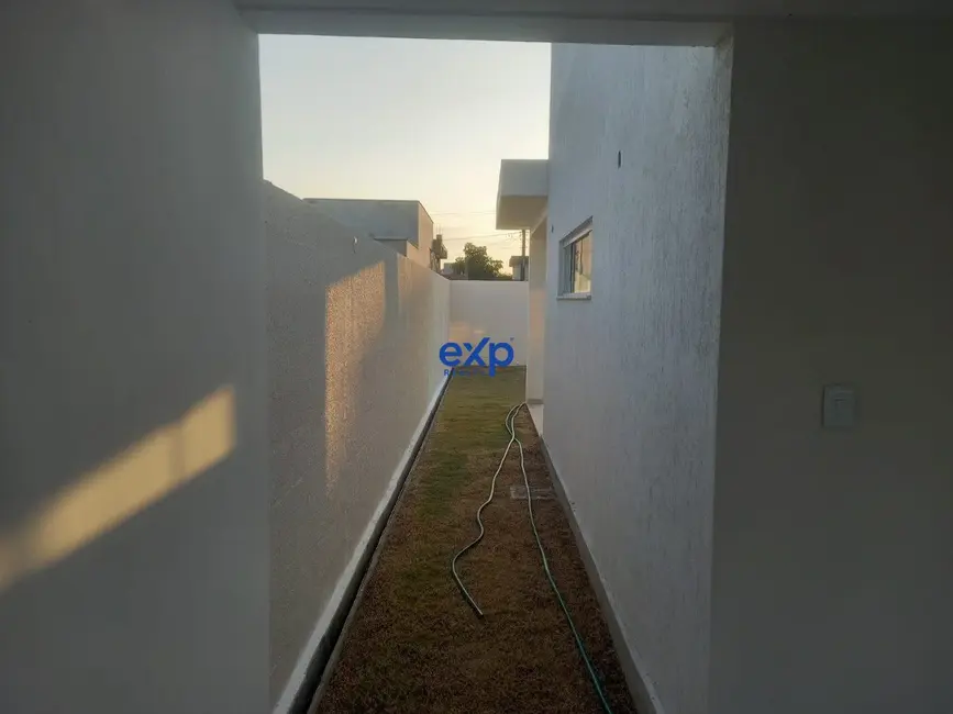 Casa com 4 quartos à venda, 195m2 em Camacari - BA - imagem 8 Foto 8 de Casa com 4 quartos à venda, 195m2 em Camacari - BA