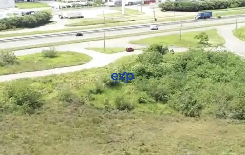 Foto 4 de Terreno / Lote à venda, 266921m2 em Camacari - BA