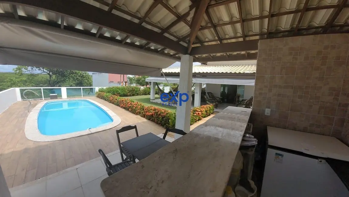 Foto 1 de Casa com 3 quartos à venda, 248m2 em Camacari - BA