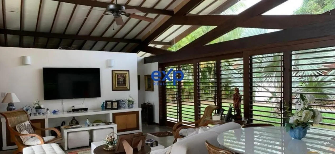 Foto 2 de Casa com 4 quartos à venda, 400m2 em Mata De Sao Joao - BA