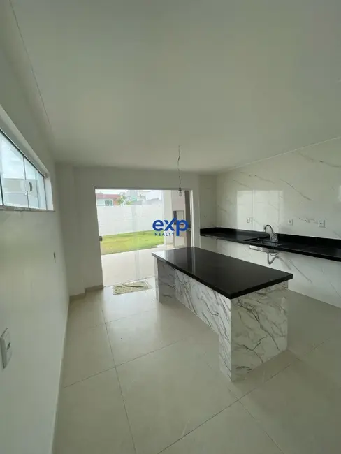 Casa com 4 quartos à venda em Camacari - BA - imagem 5 Foto 5 de Casa com 4 quartos à venda em Camacari - BA