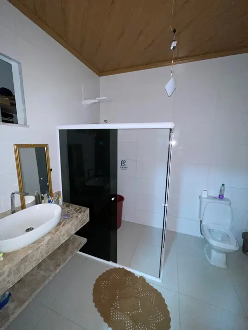 Casa com 4 quartos à venda e para alugar, 200m2 em Camacari - BA - imagem 6 Foto 6 de Casa com 4 quartos à venda e para alugar, 200m2 em Camacari - BA