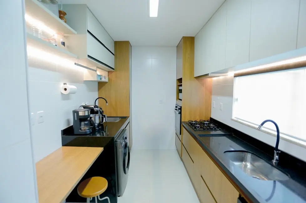 Apartamento com 3 quartos à venda, 88m2 em Buraquinho, Lauro De Freitas - BA - imagem 6 Foto 6 de Apartamento com 3 quartos à venda, 88m2 em Buraquinho, Lauro De Freitas - BA