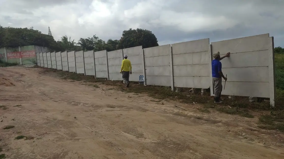 Foto 3 de Terreno / Lote à venda, 200m2 em Camacari - BA