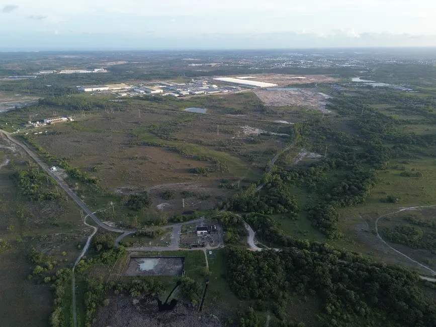 Foto 3 de Terreno / Lote à venda, 50000m2 em Camacari - BA