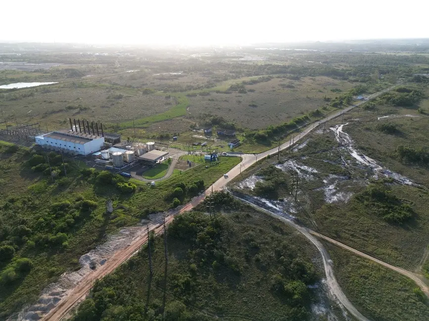 Foto 2 de Terreno / Lote à venda, 23980m2 em Camacari - BA