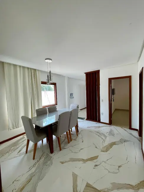 Foto 1 de Casa com 3 quartos para alugar, 200m2 em Camacari - BA