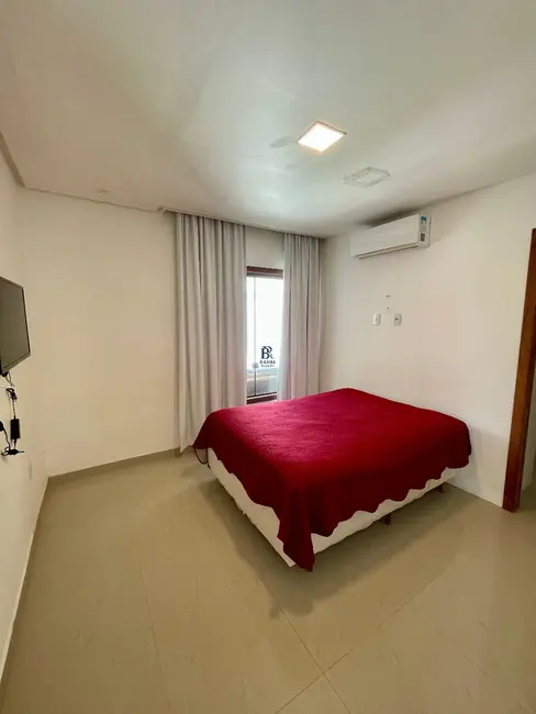 Foto 5 de Casa com 3 quartos para alugar, 200m2 em Camacari - BA