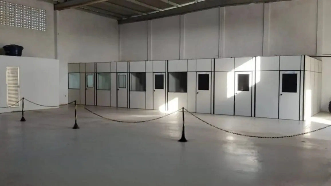 Armazém / Galpão para alugar, 2200m2 em Camacari - BA - imagem 2 Foto 2 de Armazém / Galpão para alugar, 2200m2 em Camacari - BA