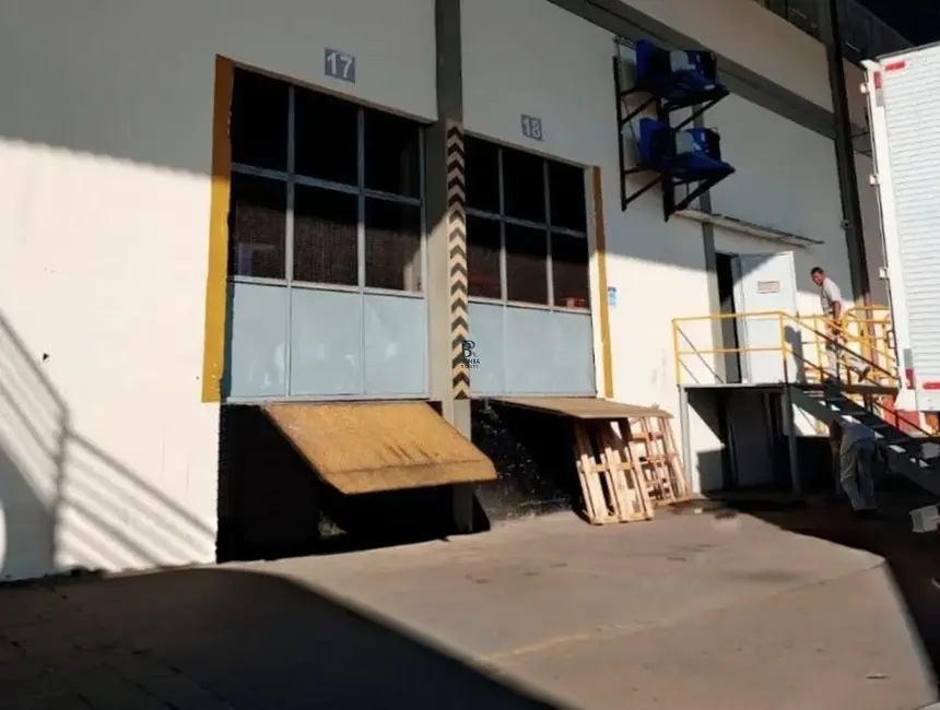 Foto 5 de Armazém / Galpão para alugar, 1500m2 em Camacari - BA