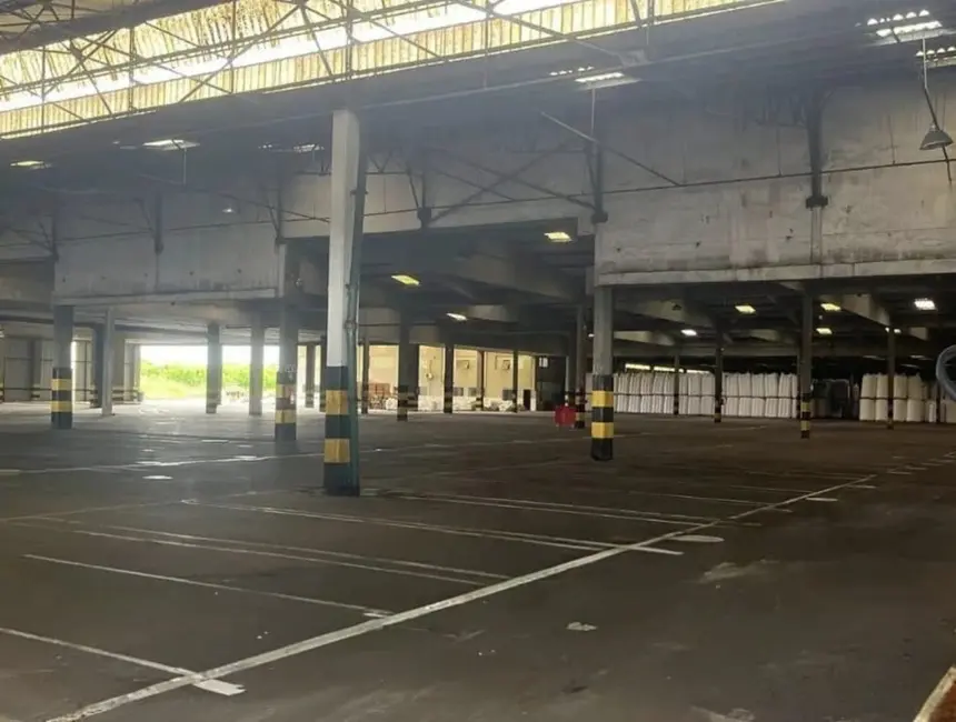 Foto 2 de Armazém / Galpão para alugar, 1000m2 em Camacari - BA