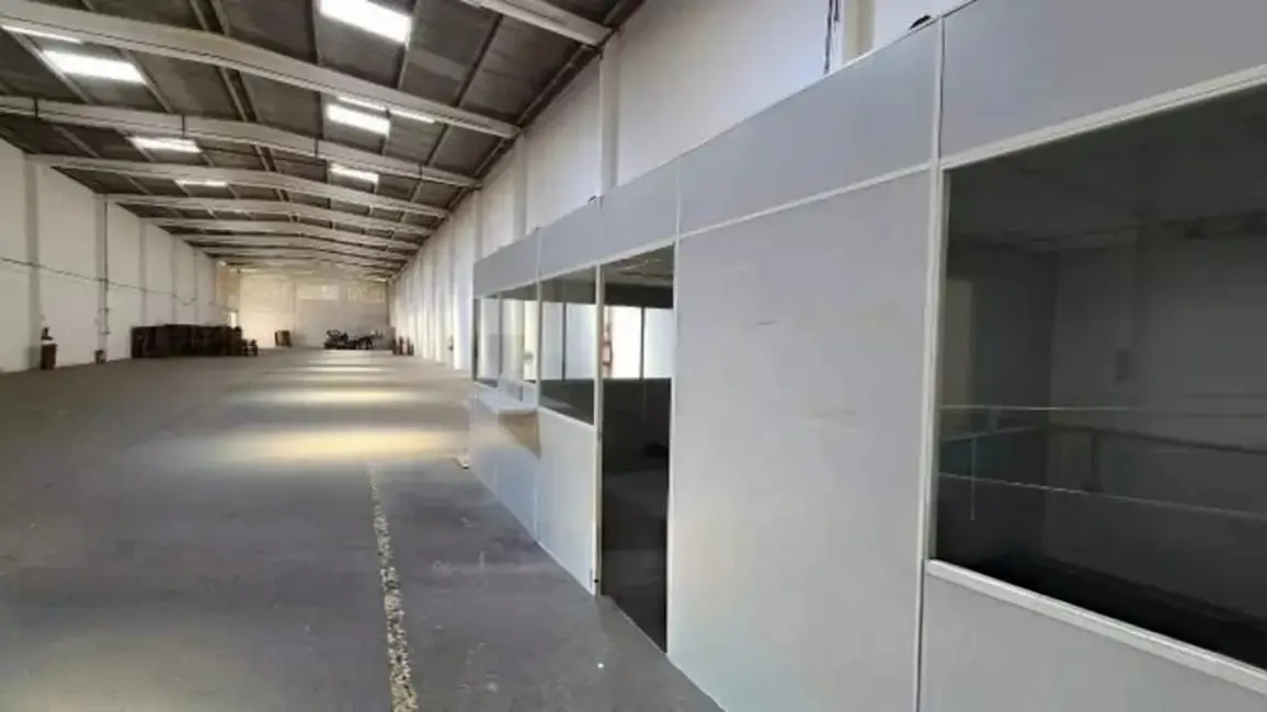 Foto 2 de Armazém / Galpão para alugar, 2500m2 em Campinas de Pirajá, Salvador - BA
