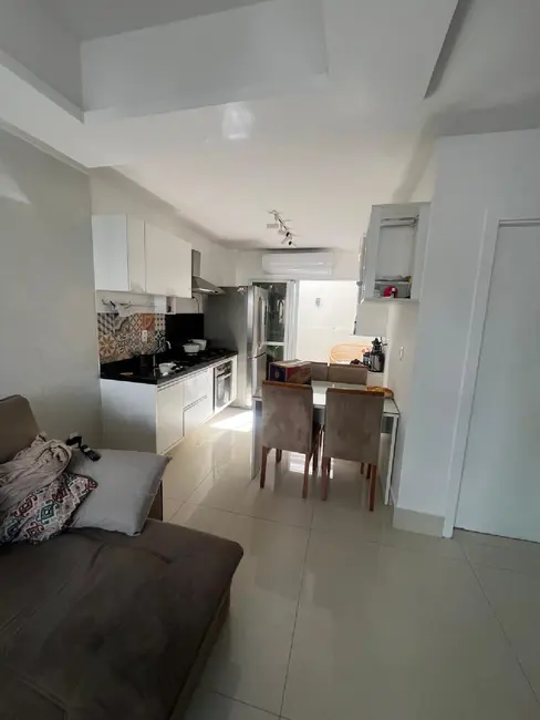 Foto 6 de Casa com 3 quartos para alugar, 1000m2 em Camacari - BA