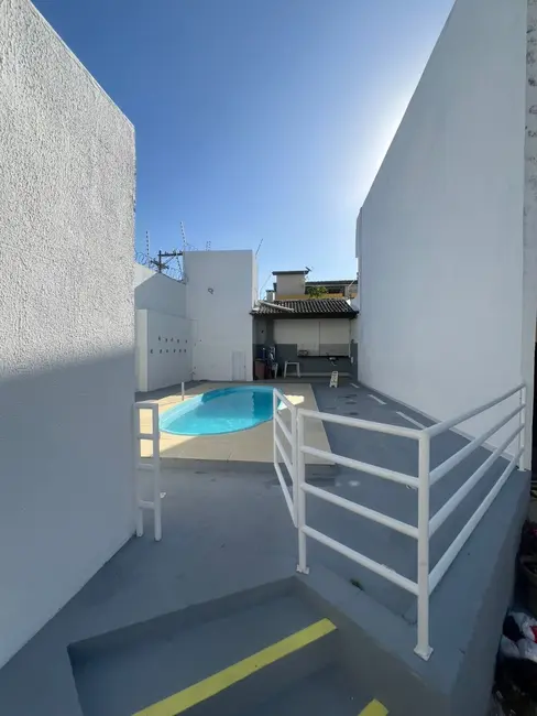 Foto 8 de Casa com 3 quartos para alugar, 1000m2 em Camacari - BA