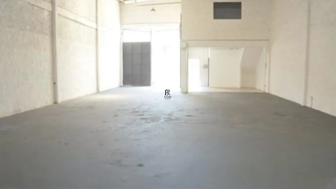 Armazém / Galpão para alugar, 220m2 em Pitangueiras, Lauro De Freitas - BA - imagem 2 Foto 2 de Armazém / Galpão para alugar, 220m2 em Pitangueiras, Lauro De Freitas - BA