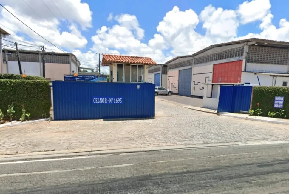 Armazém / Galpão para alugar, 200m2 em Itinga, Lauro De Freitas - BA - imagem 1 Foto 1 de Armazém / Galpão para alugar, 200m2 em Itinga, Lauro De Freitas - BA