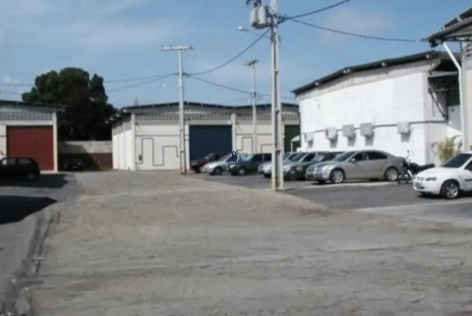 Armazém / Galpão para alugar, 200m2 em Itinga, Lauro De Freitas - BA - imagem 3 Foto 3 de Armazém / Galpão para alugar, 200m2 em Itinga, Lauro De Freitas - BA