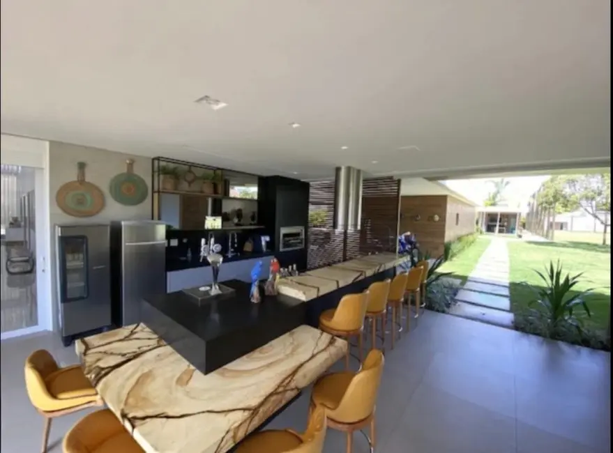 Casa com 5 quartos à venda, 1810m2 em Portão, Lauro De Freitas - BA - imagem 7 Foto 7 de Casa com 5 quartos à venda, 1810m2 em Portão, Lauro De Freitas - BA