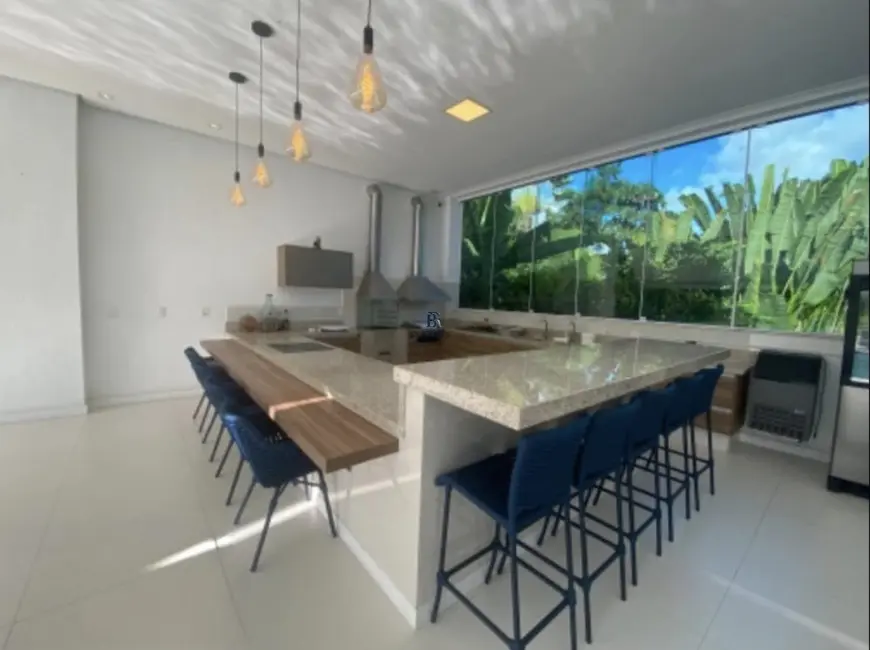 Foto 2 de Casa com 7 quartos para alugar, 1800m2 em Portão, Lauro De Freitas - BA